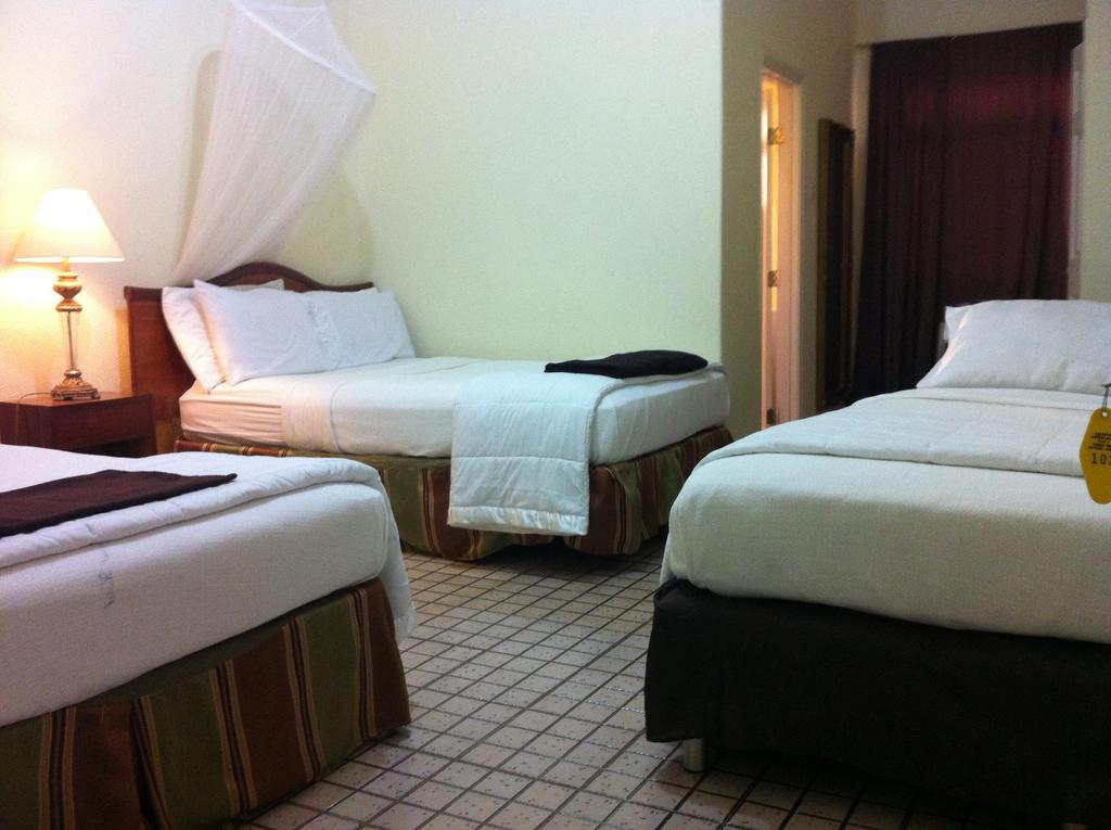 Executive Airport Hotel Entebbe Zimmer foto