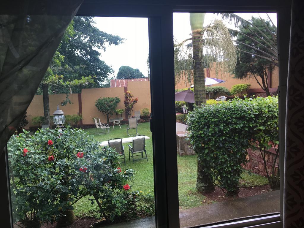 Executive Airport Hotel Entebbe Exterior foto