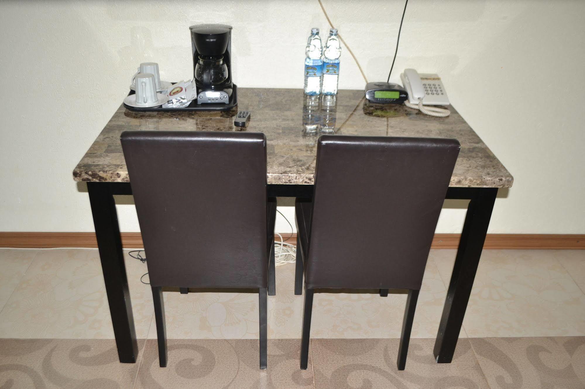 Executive Airport Hotel Entebbe Exterior foto