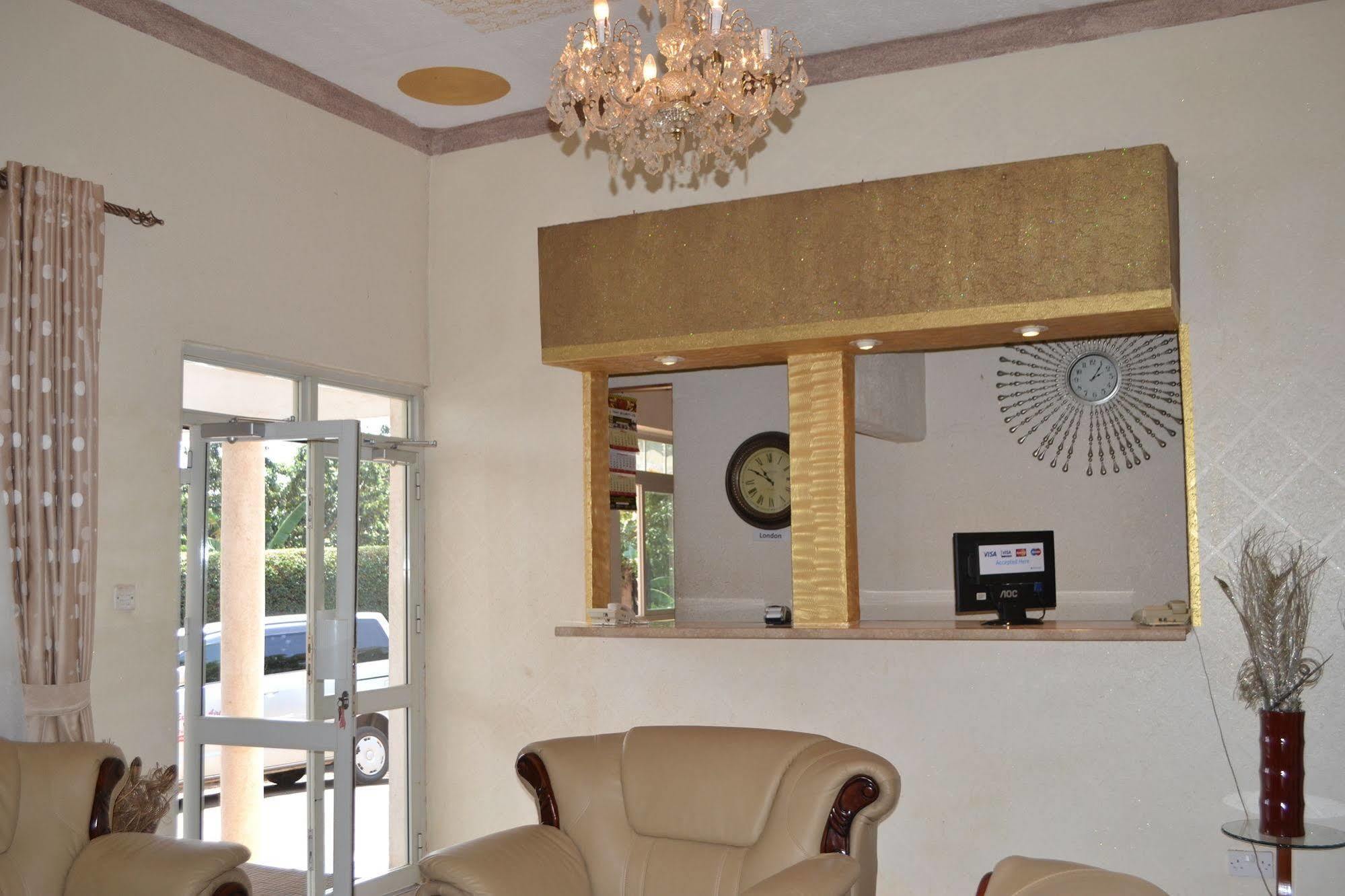 Executive Airport Hotel Entebbe Exterior foto