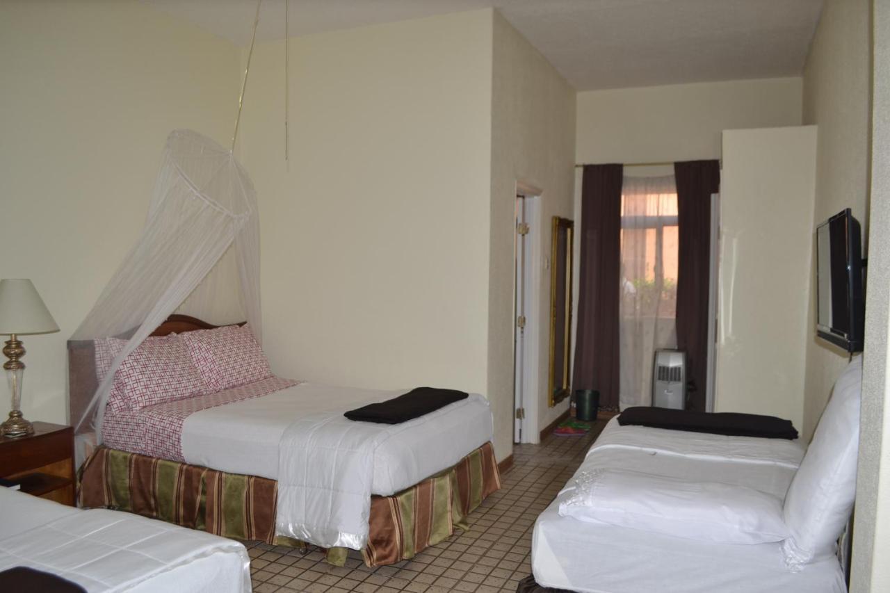 Executive Airport Hotel Entebbe Exterior foto